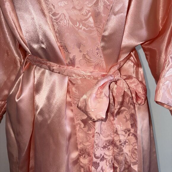 Victoria’s Secret Vintage Gold Label Peach Satin Short Robe Kimono O/S 54" Bust - Picture 3 of 8